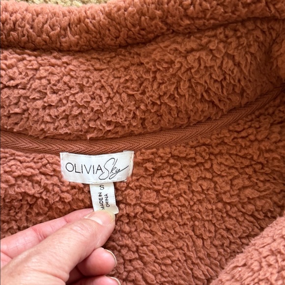 Olivia Sky Dusty Rose Teddy Fleece Zip-Up Jacket - Picture 4 of 7